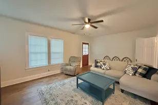 141 S 1st Ave, McRae-Helena, GA 31055 - Photo 5