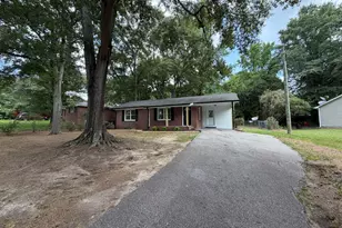 135 Martha St, Winder, GA 30680 - Photo 5