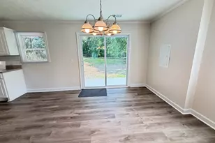 135 Martha St, Winder, GA 30680 - Photo 17