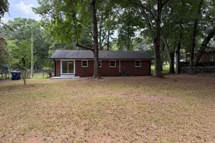 135 Martha St, Winder, GA 30680 - Photo 59