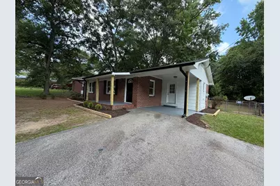 135 Martha Street, Winder, GA 30680 - Photo 3