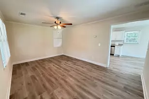 135 Martha St, Winder, GA 30680 - Photo 11