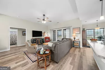 215 Portland Place, Statesboro, GA 30461 - Photo 5