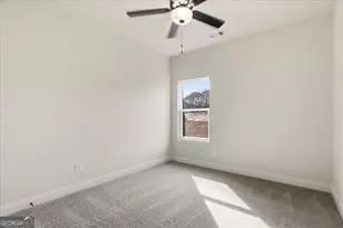 71 Wright St, Lavonia, GA 30553 - Photo 11