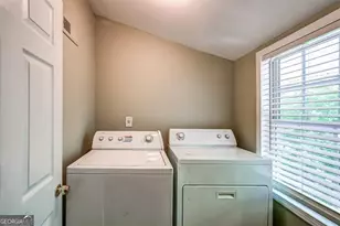 2005 Spink St NW, Atlanta, GA 30318 - Photo 7