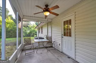 413 Davis Dr, Centerville, GA 31028 - Photo 5