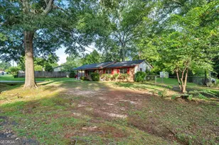 413 Davis Dr, Centerville, GA 31028 - Photo 1