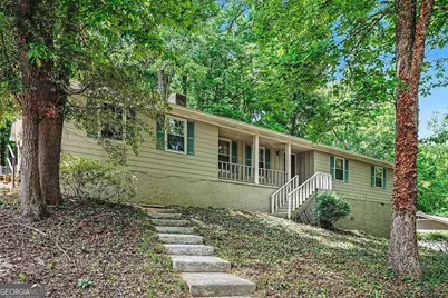 3642 Rainbow Circle SW, Snellville, GA 30039 - Photo 3