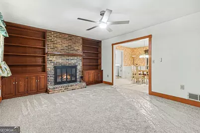 3642 Rainbow Circle SW, Snellville, GA 30039 - Photo 11