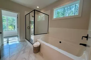 311 Mourning Ct, Lagrange, GA 30241 - Photo 9