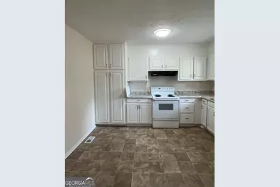 1430 High Meadow Drive, Stone Mountain, GA 30083 - Photo 3