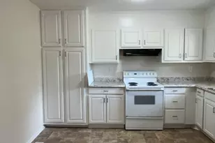 1430 High Meadow Dr, Stone Mountain, GA 30083 - Photo 3