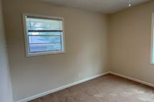 1430 High Meadow Dr, Stone Mountain, GA 30083 - Photo 7