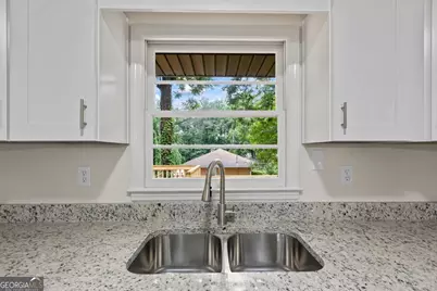1124 Ponderosa Park Drive, Forest Park, GA 30297 - Photo 17