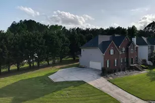 3898 Heritage Oaks Dr, Powder Springs, GA 30127 - Photo 3