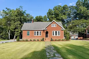 158 Jackson St, Newnan, GA 30263 - Photo 1