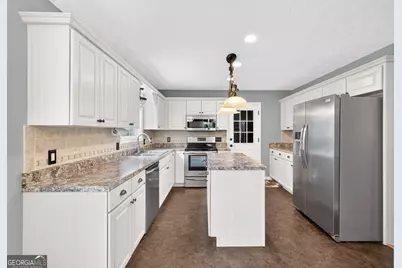 400 Nicole Court, Winder, GA 30680 - Photo 17