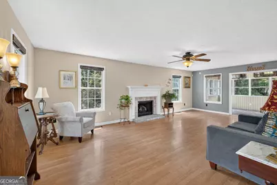400 Nicole Court, Winder, GA 30680 - Photo 9