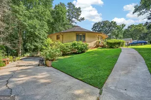 208 Newton Dr, Forsyth, GA 31029 - Photo 3