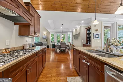 540 Capri Point, Lavonia, GA 30553 - Photo 103