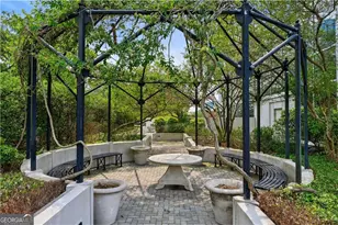 2828 Peachtree Rd NE, Atlanta, GA 30305 - Photo 43