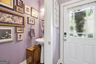 1090 N Village Dr, Decatur, GA 30032 - Photo 17
