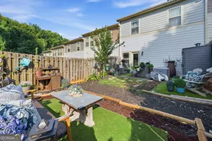 1090 N Village Dr, Decatur, GA 30032 - Photo 29