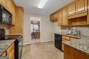 2773 Ashton Hill Dr, Dacula, GA 30019 - Photo 9