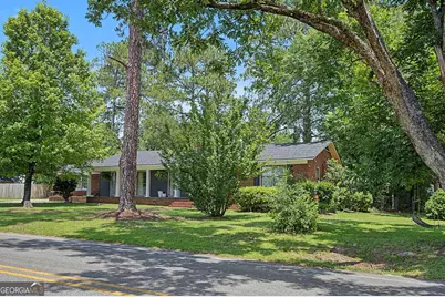 221 S College Street, Metter, GA 30439 - Photo 31