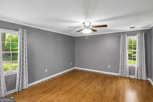 221 S College St, Metter, GA 30439 - Photo 15