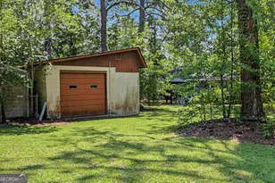 221 S College St, Metter, GA 30439 - Photo 37