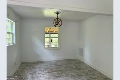 210 W James Circle, Hampton, GA 30228 - Photo 7