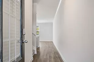 1318 Aura Ln, Lawrenceville, GA 30045 - Photo 3