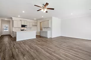 1318 Aura Ln, Lawrenceville, GA 30045 - Photo 5