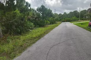 2906 37th St W, Lehigh Acres, FL 33971 - Photo 5