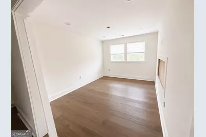 907 Hank Aaron Drive SW, Atlanta, GA 30315 - Photo 11