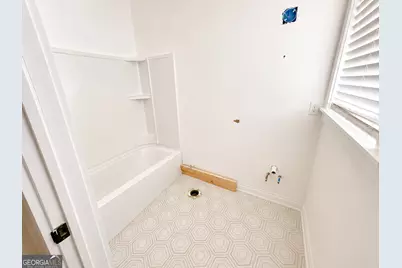 907 Hank Aaron Drive SW, Atlanta, GA 30315 - Photo 3