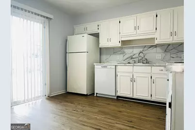 104 Peactree Court #UNIT B, Lagrange, GA 30241 - Photo 5