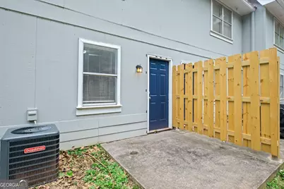 356 N 19th Street #B, Griffin, GA 30223 - Photo 7