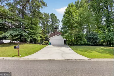 4854 Springfield Dr, Dunwoody, GA 30338 - Photo 61