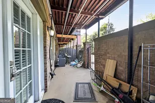 6980 Roswell Rd, Sandy Springs, GA 30328 - Photo 5