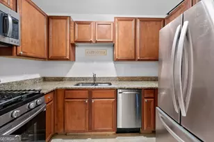 6980 Roswell Rd, Sandy Springs, GA 30328 - Photo 17