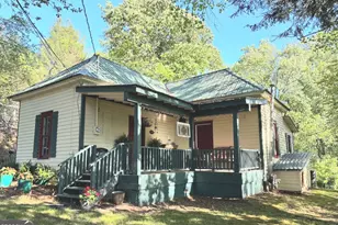 118 E Oak St, East Ellijay, GA 30540 - Photo 1