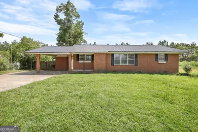 120 Francis Avenue, Swainsboro, GA 30401 - Photo 1