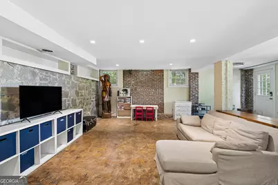 2782 N Hills Drive NE, Atlanta, GA 30305 - Photo 15
