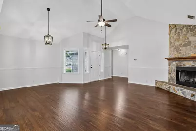 312 E Hallowes Drive, Saint Marys, GA 31558 - Photo 9