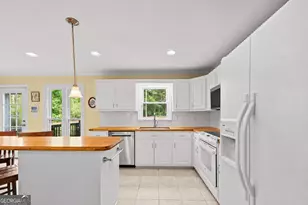 1091 Keeneland Dr, Bogart, GA 30622 - Photo 9