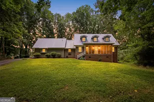 147 Ridgeway Cir, Cornelia, GA 30531 - Photo 1