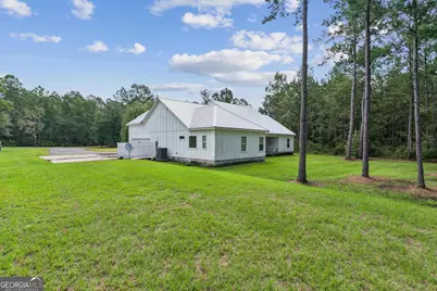 212 Clinch Lane, Brunswick, GA 31523 - Photo 13