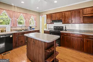 325 N Main St, Hinesville, GA 31313 - Photo 11
